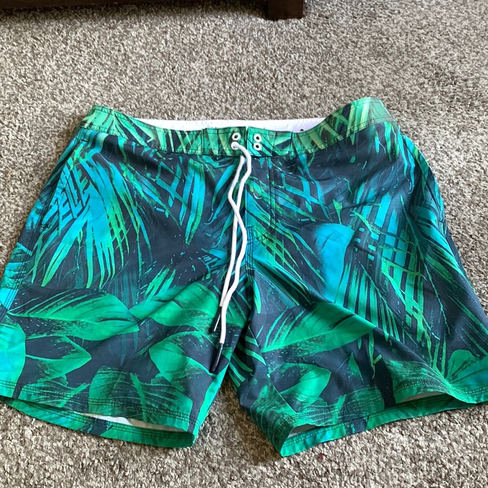 American Eagle men’s swim trunks